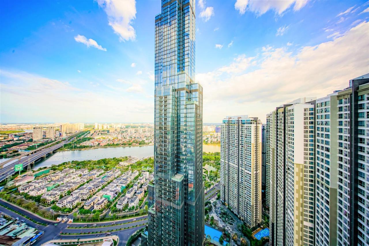 Moxy Hcmc Aparts - Vinhomes Central Park, Ice Rink Ho Chi Minh City Exterior photo